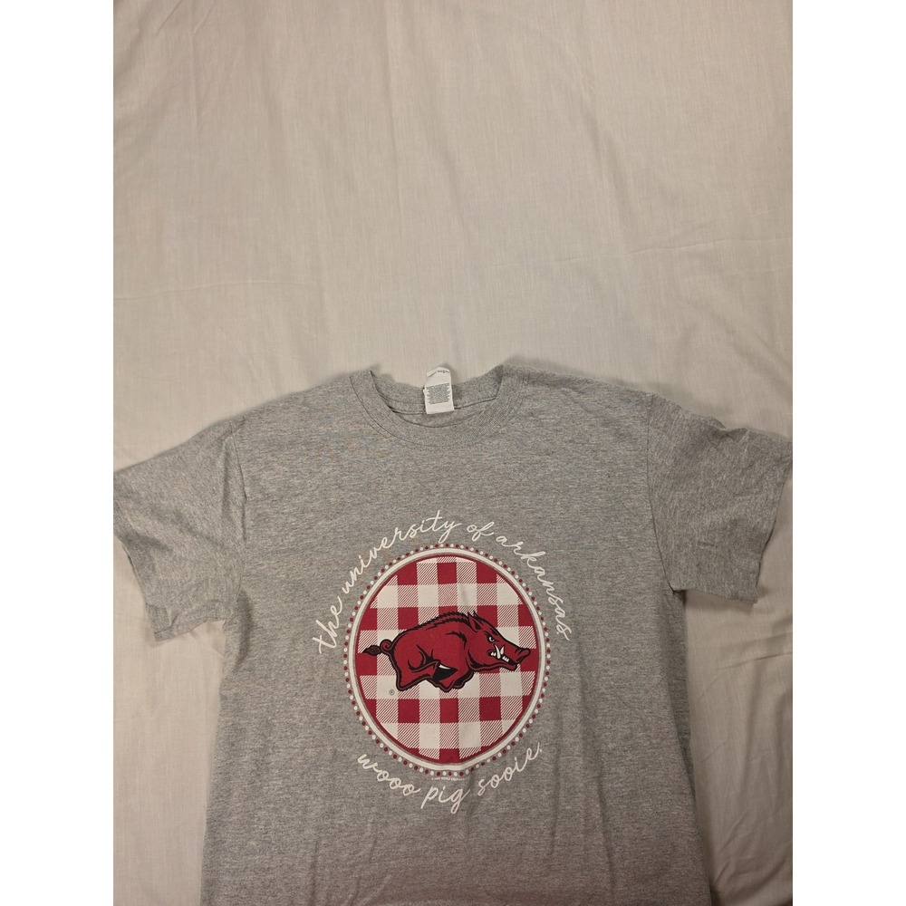 Arkansas Razorbacks Shirt Mens Small Gray NCAA Football Graphic Tee Gildan